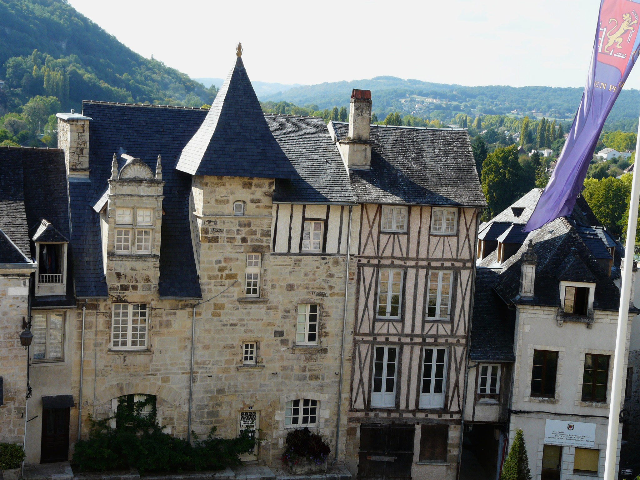 Terrasson-Lavilledieu (Photo license: CC BY-SA 3.0)